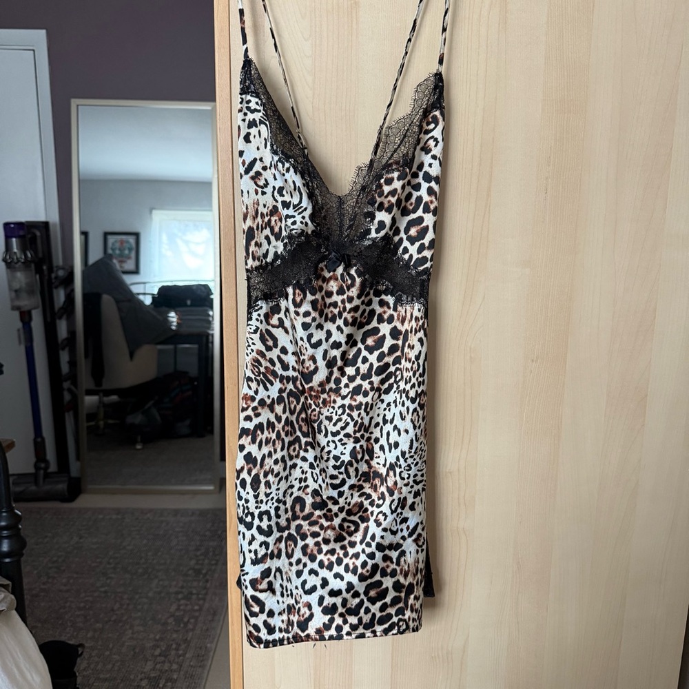 Leopard Print Lace Trim Chemise
